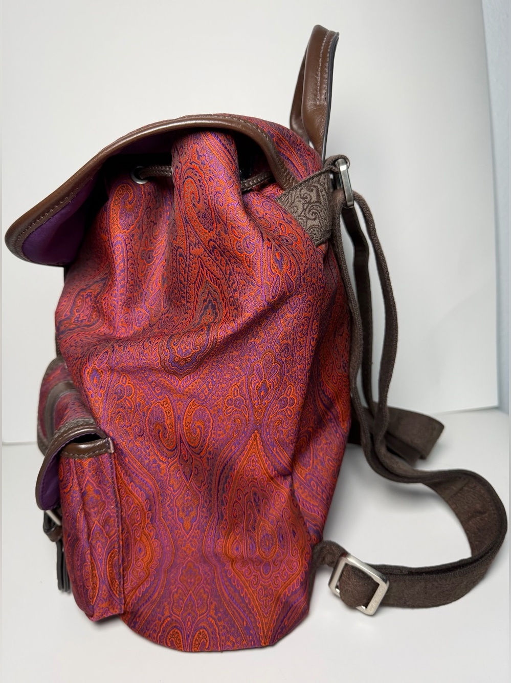 Robert Graham Stellen Rucksack Paisley Red Purple Silk + Brown Leather, Backpack - Picture 8 of 16